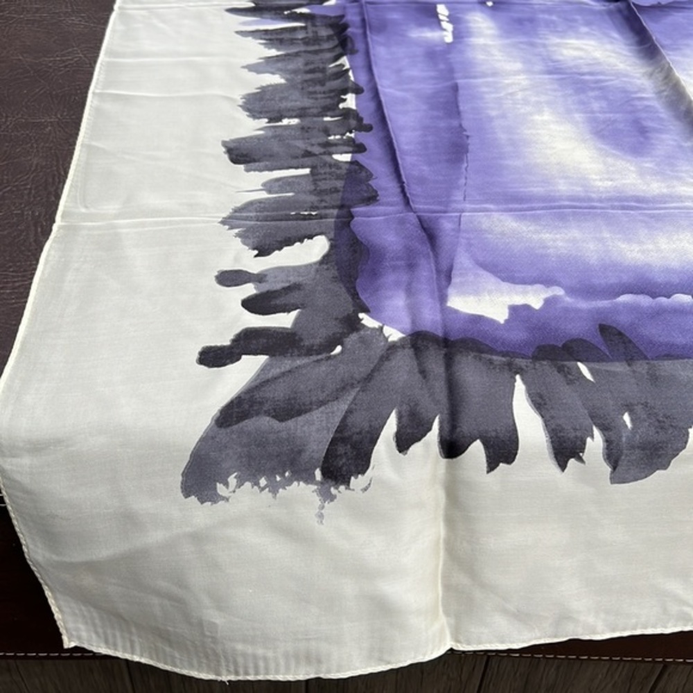 💜🤍🖤Halston silk scarf black purple art 34x34 kerchief - Picture 9 of 11